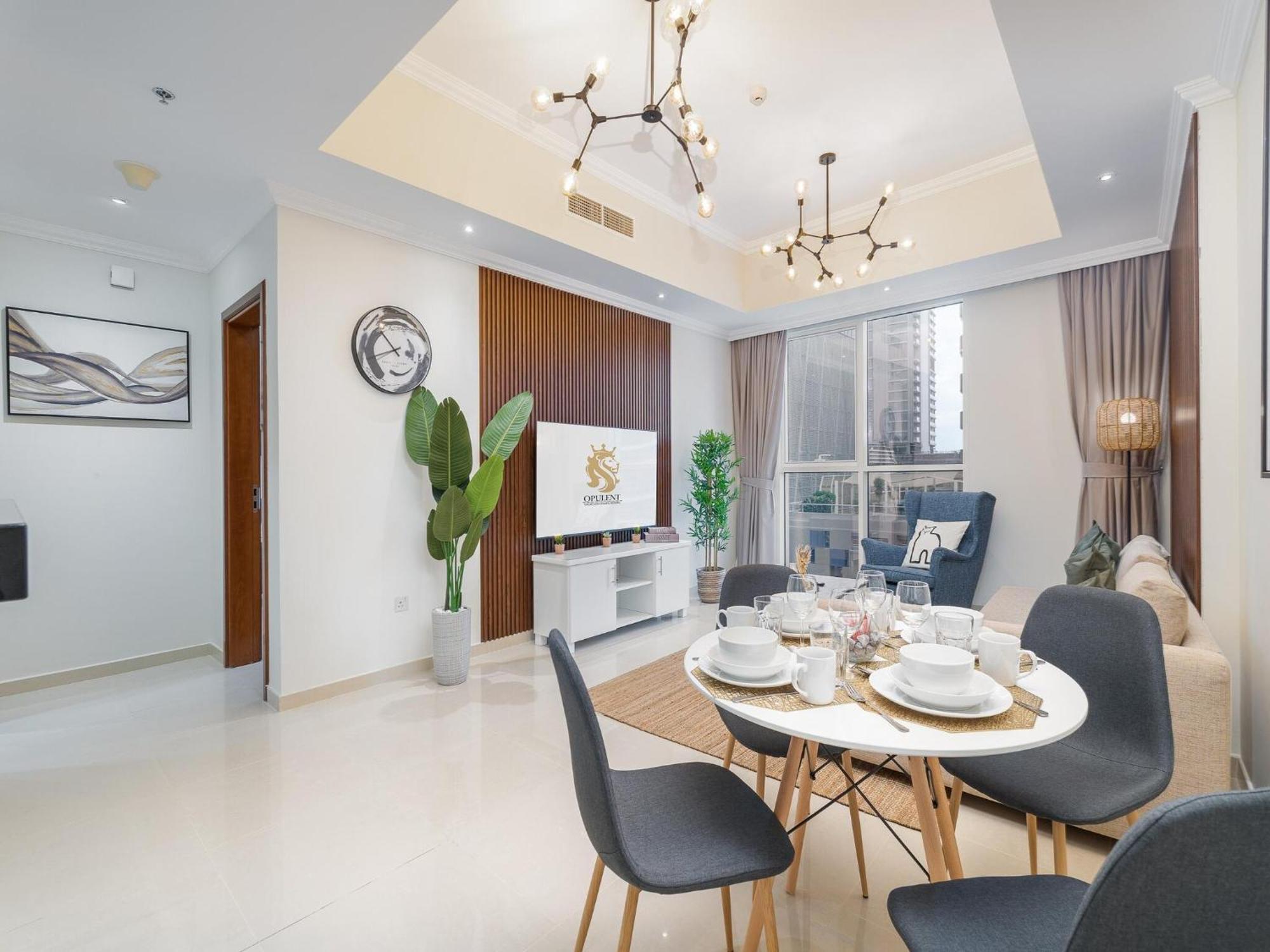 Luxe Apartments Near Dubai Mall Burj Khalifa Pool Gym Parking 外观 照片