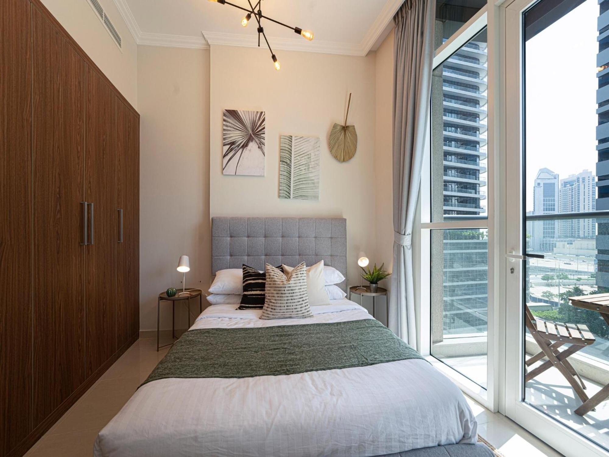 Luxe Apartments Near Dubai Mall Burj Khalifa Pool Gym Parking 外观 照片