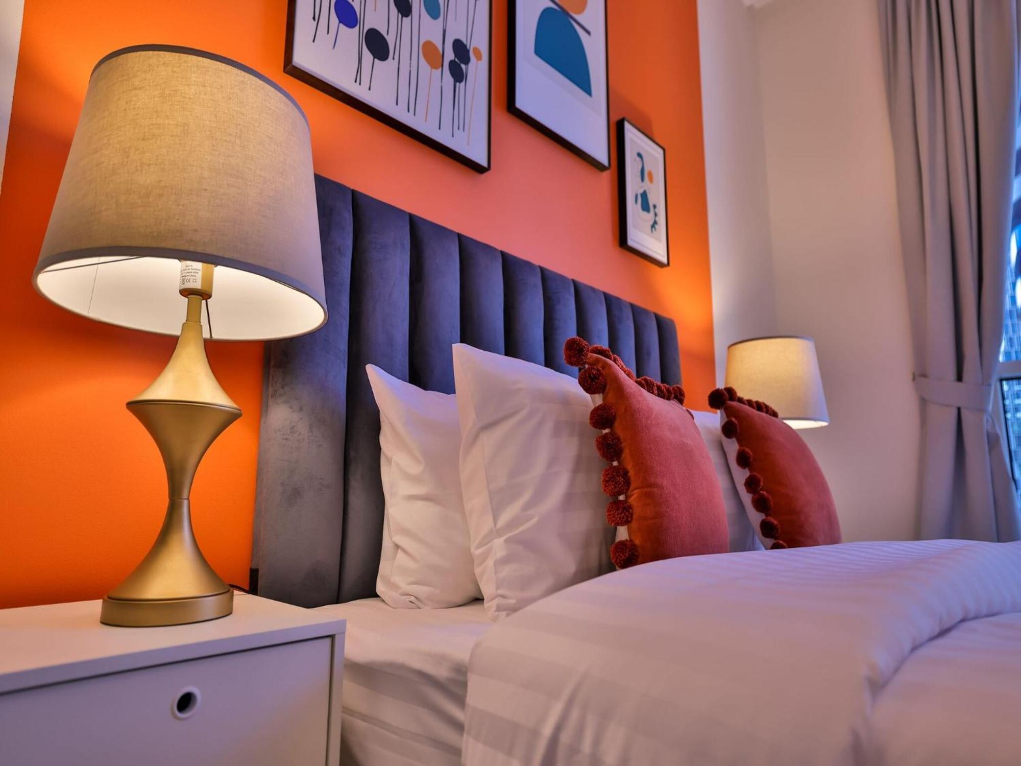Luxe Apartments Near Dubai Mall Burj Khalifa Pool Gym Parking 外观 照片