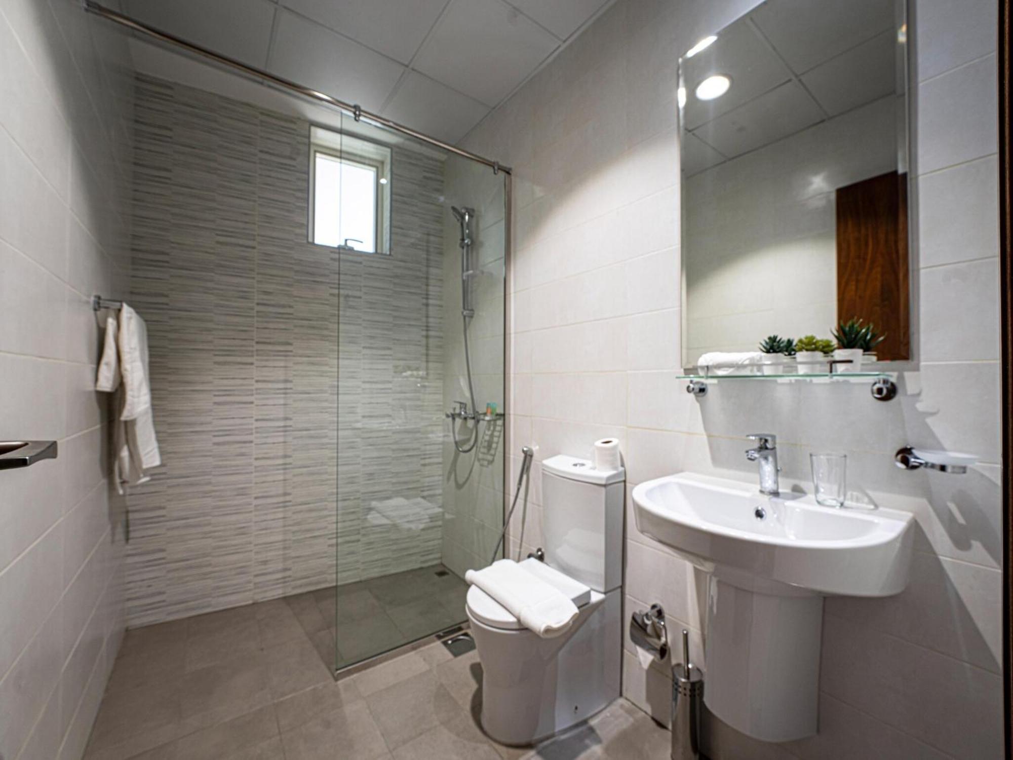 Luxe Apartments Near Dubai Mall Burj Khalifa Pool Gym Parking 外观 照片