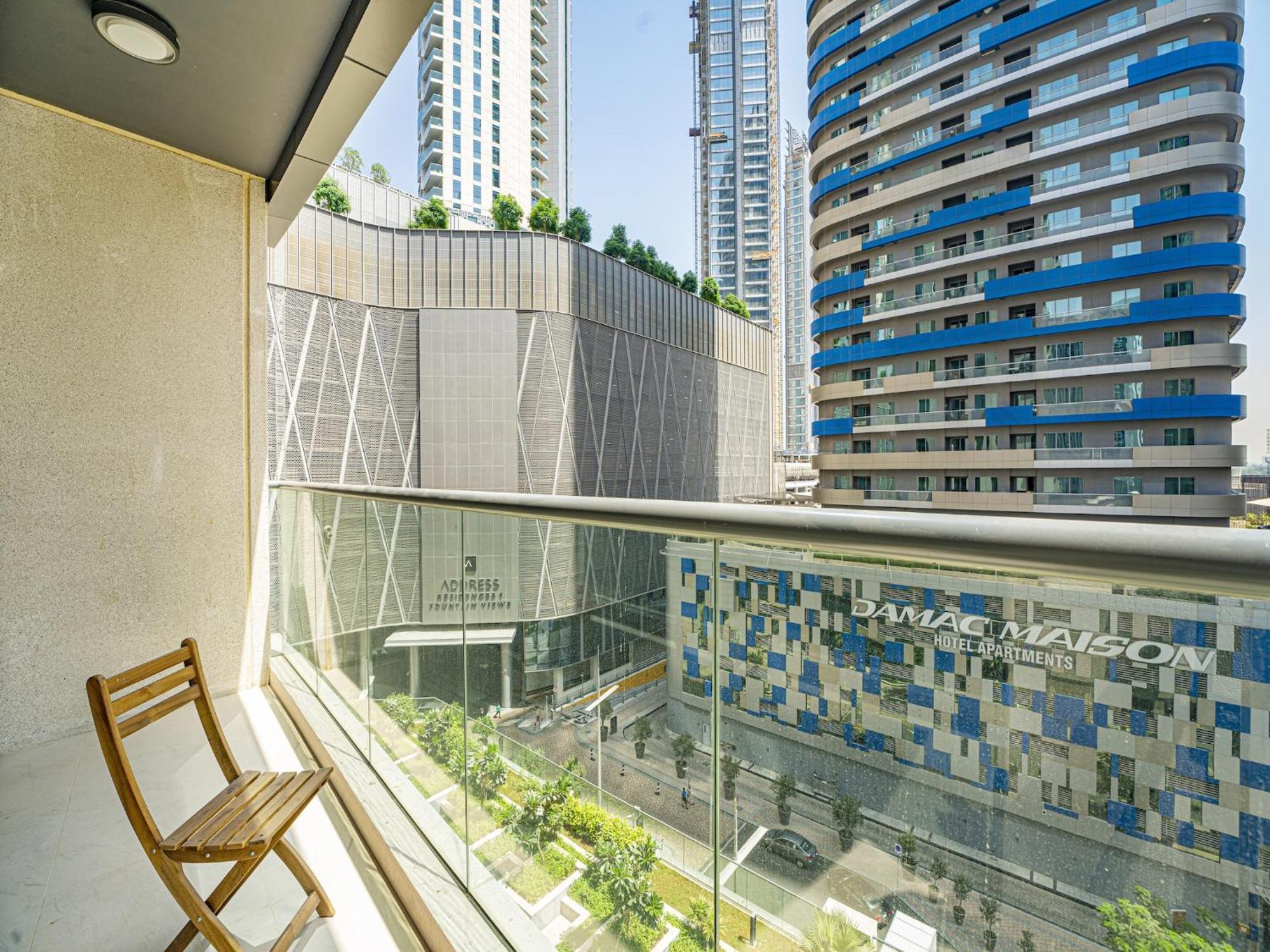 Luxe Apartments Near Dubai Mall Burj Khalifa Pool Gym Parking 外观 照片