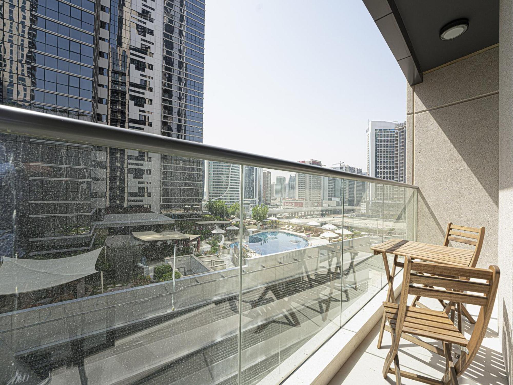 Luxe Apartments Near Dubai Mall Burj Khalifa Pool Gym Parking 外观 照片