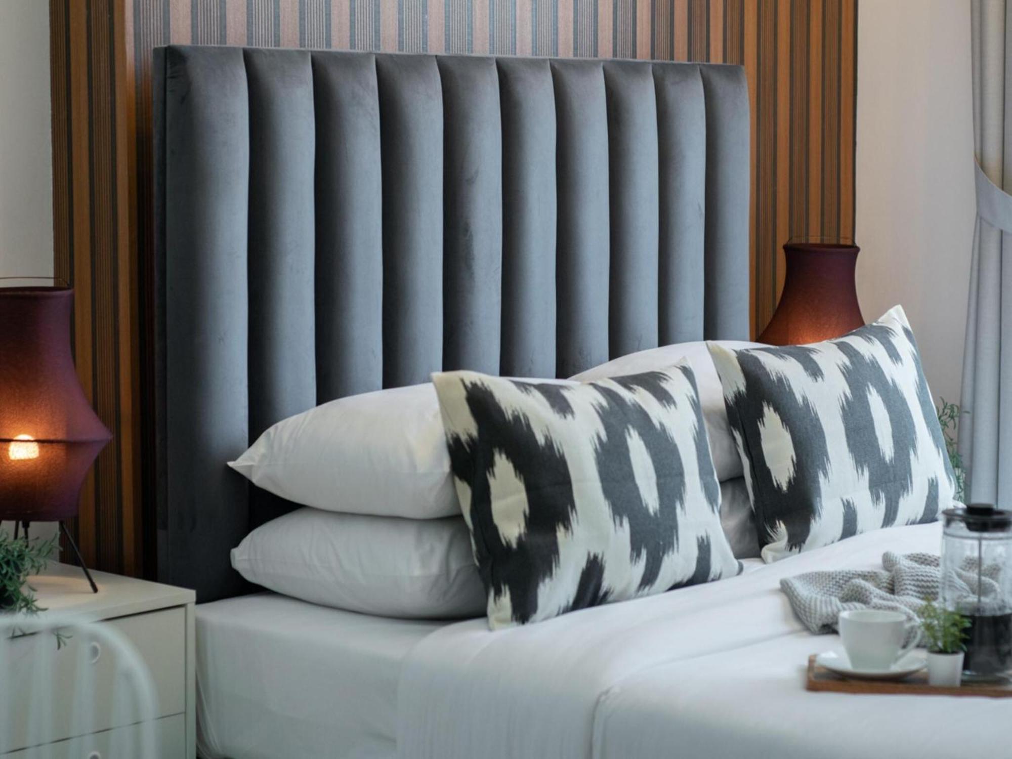 Luxe Apartments Near Dubai Mall Burj Khalifa Pool Gym Parking 外观 照片
